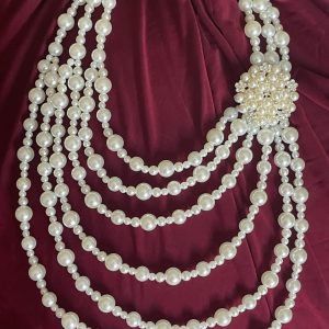Luminous Pearl Medallion Necklace